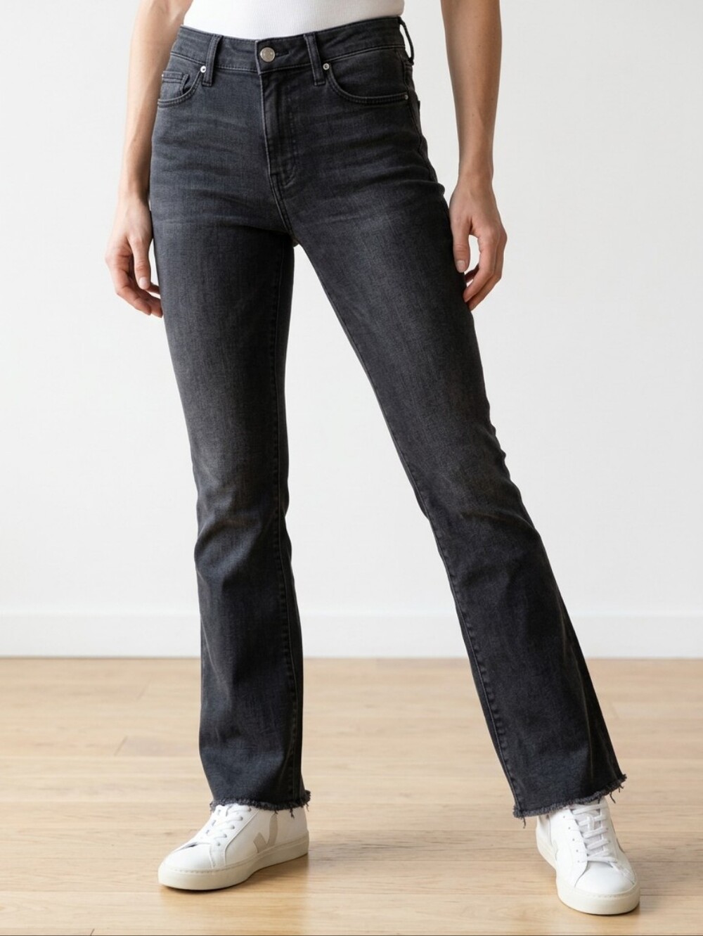 Good American SZ 27 Black Wash Skinny Flare Mid Rise Denim Jeans‎ Raw Hem